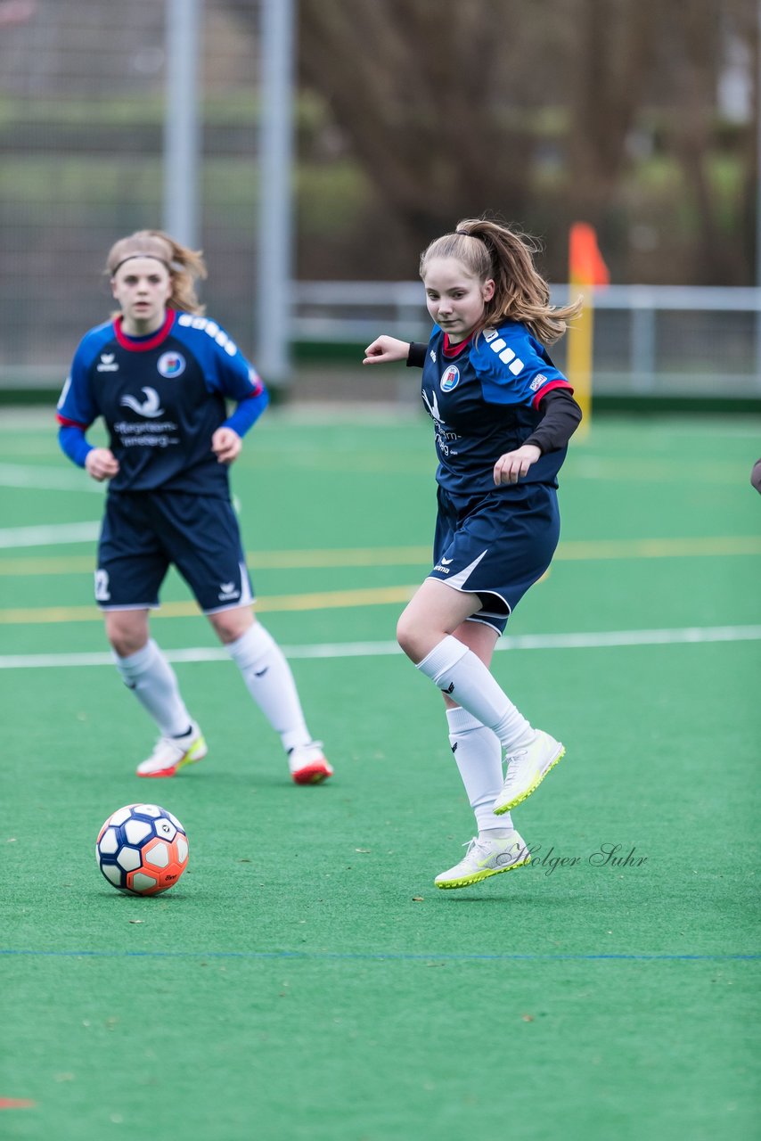 Bild 356 - wBJ VfL Pinneberg - St. Pauli : Ergebnis: 7:0 (Abbruch)